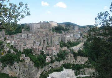 Pitigliano